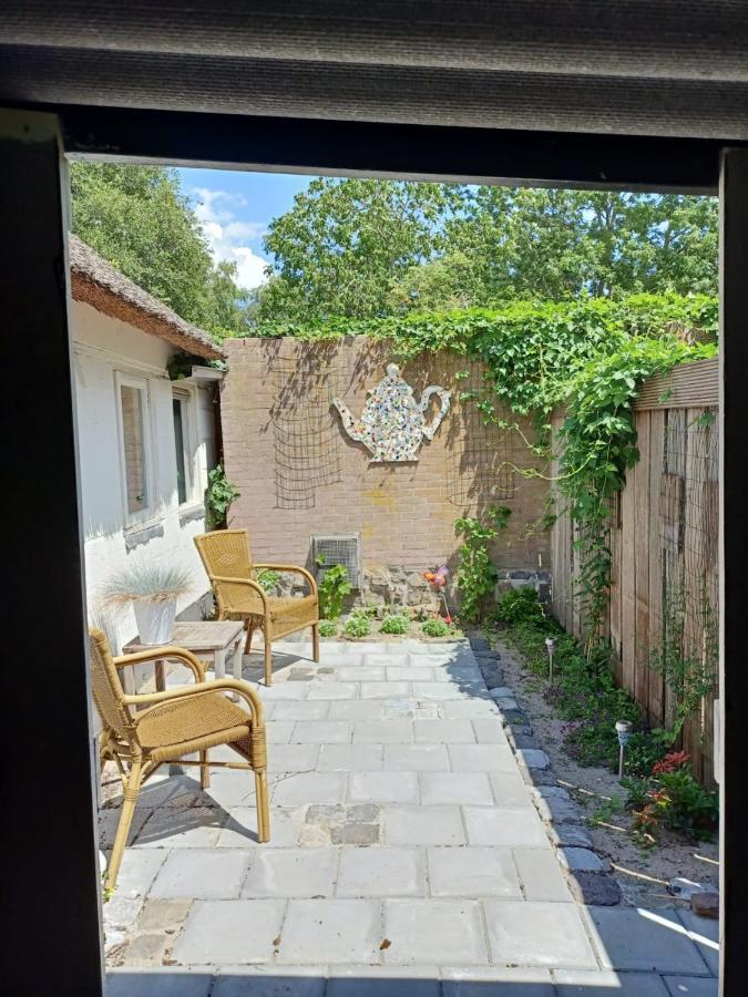 Bij De Vlaamse Schuur Daire Wagenberg Dış mekan fotoğraf